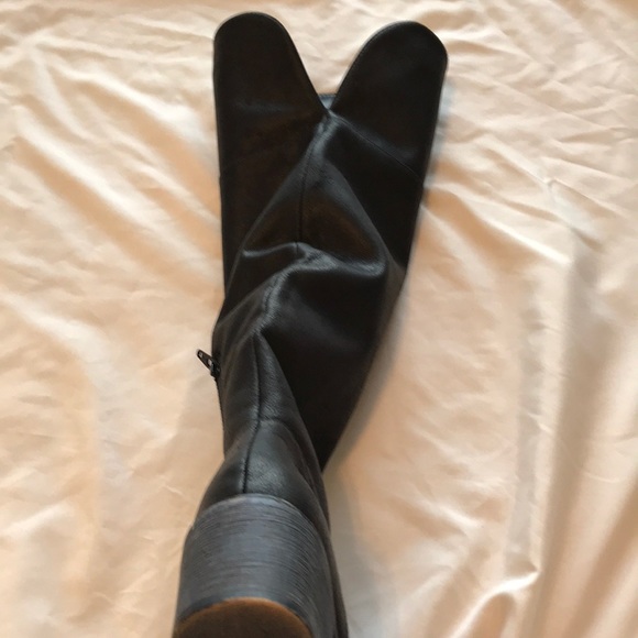 SO Boots - Picture 2 of 6